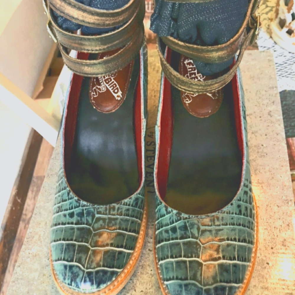 Freebird Turquoise Randi 9